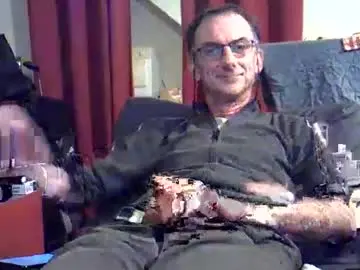 Free Porn Cam with 18remy45 - Chaturbate