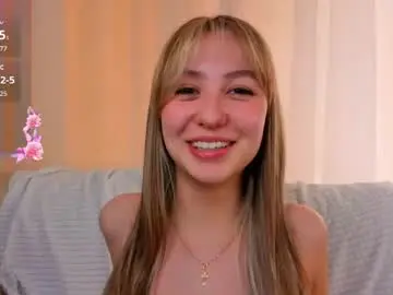 Nude Webcam with elina_wilgauch - Chaturbate