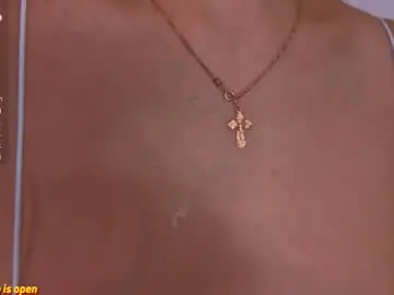 Free Live Porn with elina_wilgauch - Chaturbate