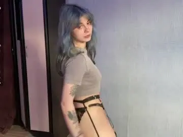 Live Porn with lillianhusk - Chaturbate