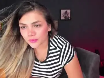 Nude Webcam with sofia_velvetx - Chaturbate