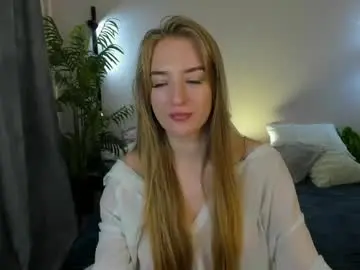 Nude Webcam with stacy_riiver - Chaturbate
