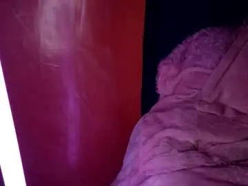 Live Porn with ambervelvetx - Chaturbate