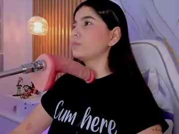 Nude Webcam with alissaowens_ - Chaturbate