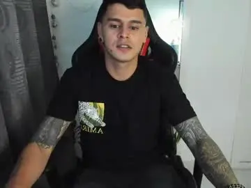 Watch Live Sex Cams with dage_19 - Chaturbate