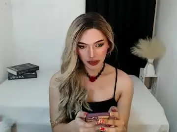 Adult Webcam with yournaughtykendal - Chaturbate