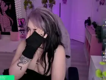 Nude Webcam with crimsonkitten - Chaturbate
