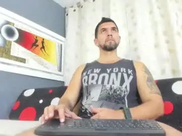 Free Live Porn with juleslake2 - Chaturbate