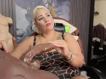 Sex Cam with gianellacox - Chaturbate