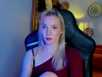 Adult Webcams with elaravoltage - Chaturbate