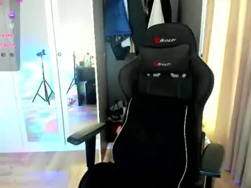 Sex Cam with liaquinn - Chaturbate