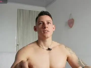 Live Sex Cam with muscle_king_cum - Chaturbate
