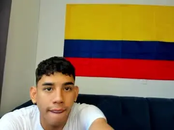 Watch Live Sex Cams with andrew_twink18 - Chaturbate