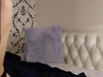 Live Porn with cherrymira - Chaturbate