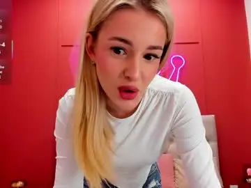 Sex Cam with emilymagnificent - Chaturbate