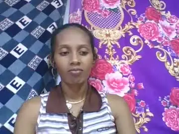 Nude Webcam with ninie246746 - Chaturbate