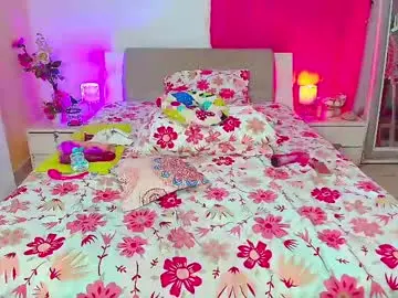 Nude Webcam with kendra_love31 - Chaturbate