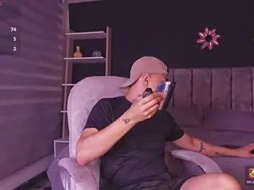 Watch Live Sex Cams with liamdeep_ - Chaturbate