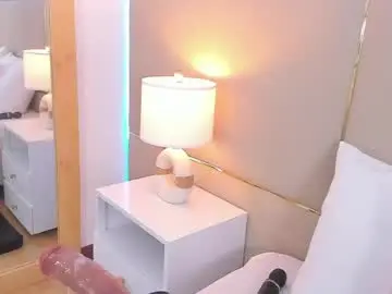 Adult Video Chat with millerchloe - Chaturbate