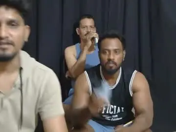 Live Porn with indiandesiguys2023 - Chaturbate