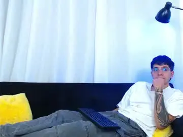 Watch Live Sex Cams with maax_18 - Chaturbate