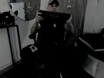 Sex Cam with onceagain97_ - Chaturbate