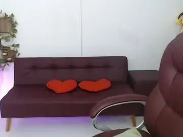 Live Sex Cam with rebeca_milf - Chaturbate