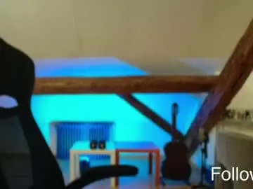 Nude Webcam with tritonspace - Chaturbate