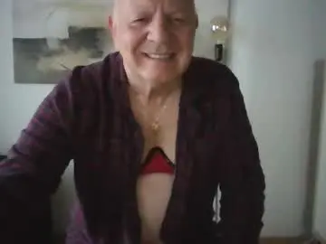 Live Sex with lucbottom031249 - Chaturbate
