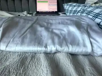 Live Sex with hawt_ass_milf - Chaturbate