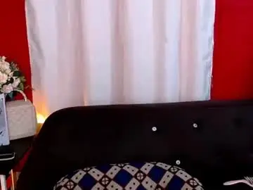 Adult Webcam with tiarrafoxs - Chaturbate