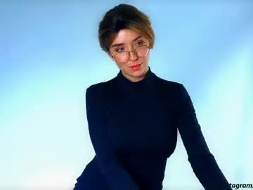 Adult Webcam with litlle_flowers - Chaturbate