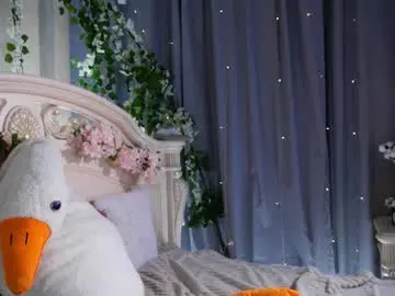 Adult Video Chat with _green_green_ - Chaturbate