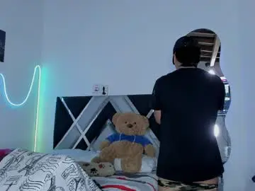 Live Sex with winniepooh_69 - Chaturbate