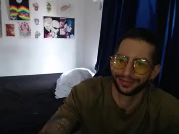 Sex Cam with kitcatdreams - Chaturbate