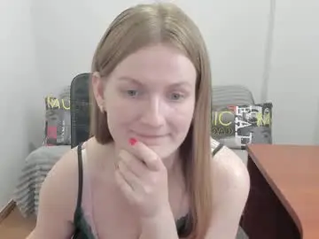 Sex Cam with sweet_melody_of_ur_heart - Chaturbate