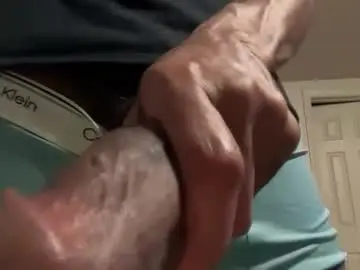 Sex Cam with therealferrarii - Chaturbate