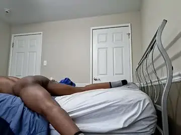 Live Porn with moneyboysaveg584 - Chaturbate