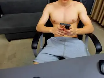 Live Sex Cam with bradyflint - Chaturbate