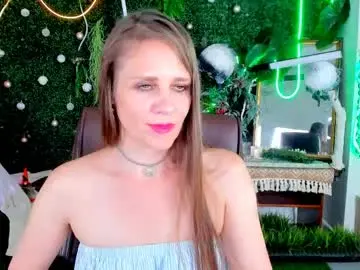 Adult Webcams with emiliabedy - Chaturbate