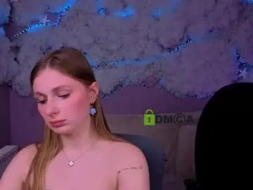 Nude Webcam with amalialowell - Chaturbate