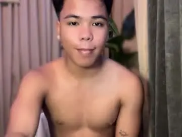 Adult Webcams with makeyoumineee - Chaturbate