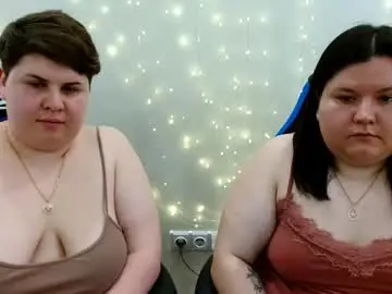Live Sex Cam with beckyandellen - Chaturbate