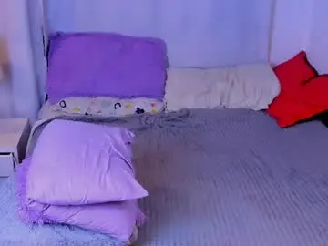 Live Sex Cam with santy_kitty - Chaturbate