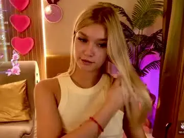 Live Sex with battymelody - Chaturbate