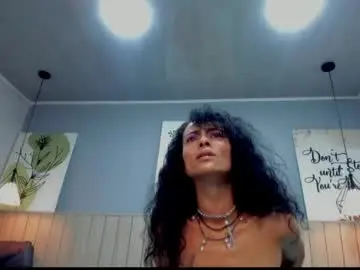 Nude Webcam with becca_milf - Chaturbate