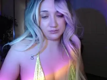 Nude Webcam with goddessemmy - Chaturbate