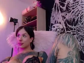 Live Sex Cam with sharpay_evans - Chaturbate