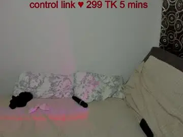 Live Sex Cam with holybabe342 - Chaturbate