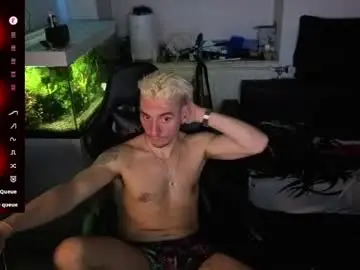 Best Webcam with rayzel_white - Chaturbate